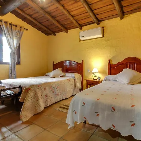 Manantio Blanco * ולברדה דל פרסנו